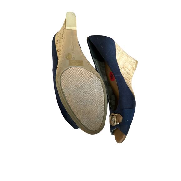Tommy Hilfiger Navy peep toe wedges with gold accent size 10 - Picture 11 of 15